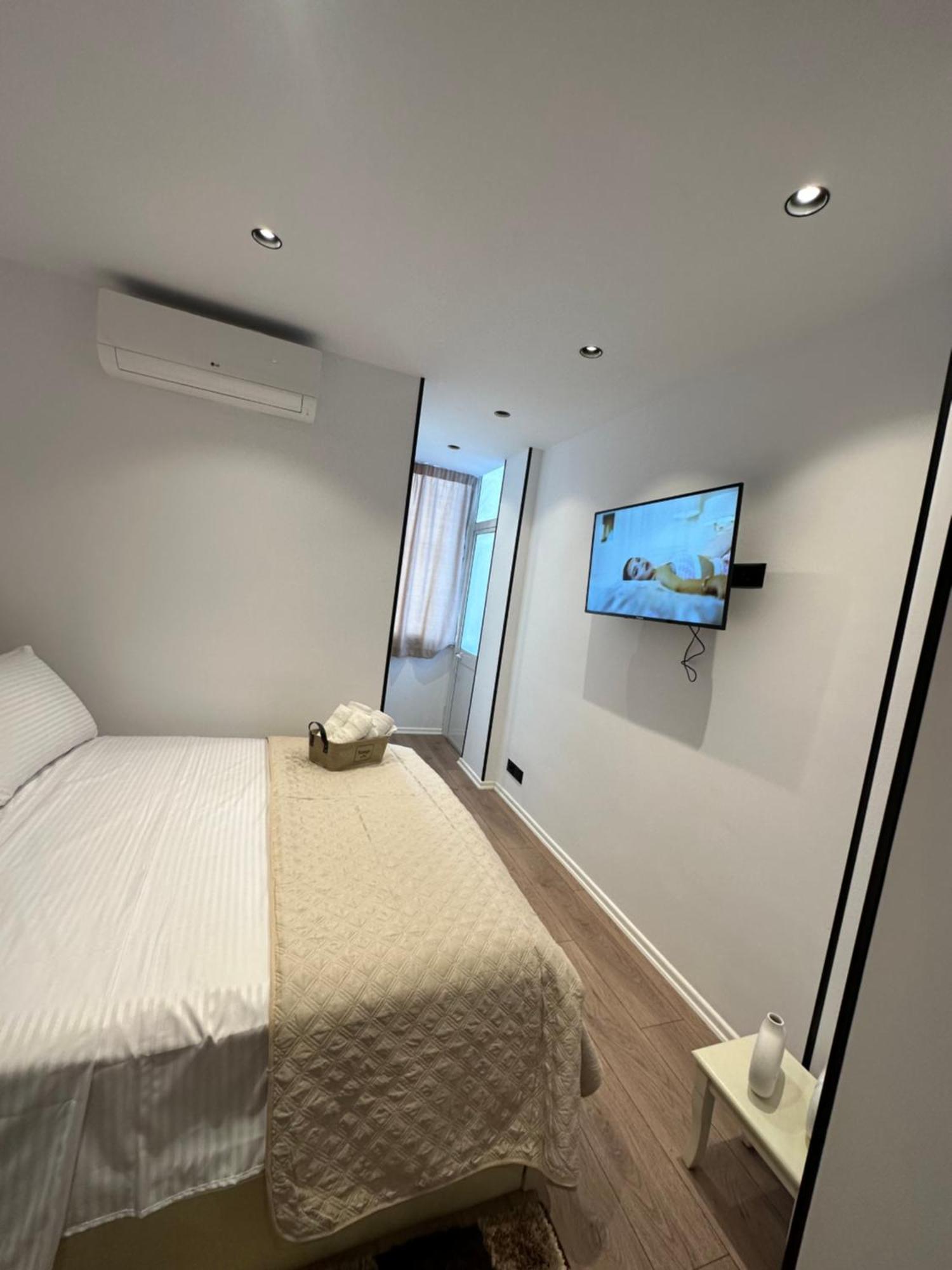Heart Of Tirana Apartment 外观 照片